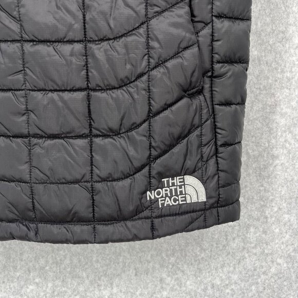 The North Face Mens Thermoball Trekker Vest Size M Black Quilted Puffer FLAW - Picture 3 of 16